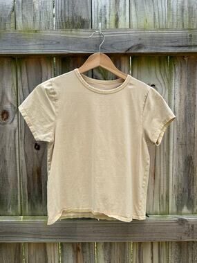 Livi by Olivia Rae Beige Cotton Baby Tee Size L Fitted Stretch Tee